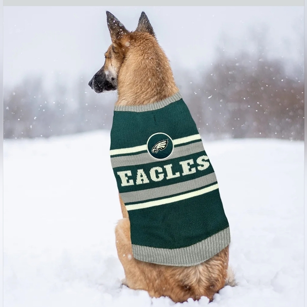 NFL Philadelphia Eagles Dog Sweater Sz: L Warm & Cozy Knit with Team Logo NWOT